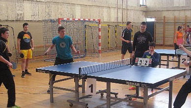 Stolnotenisači drugi na turniru u Karlovcu