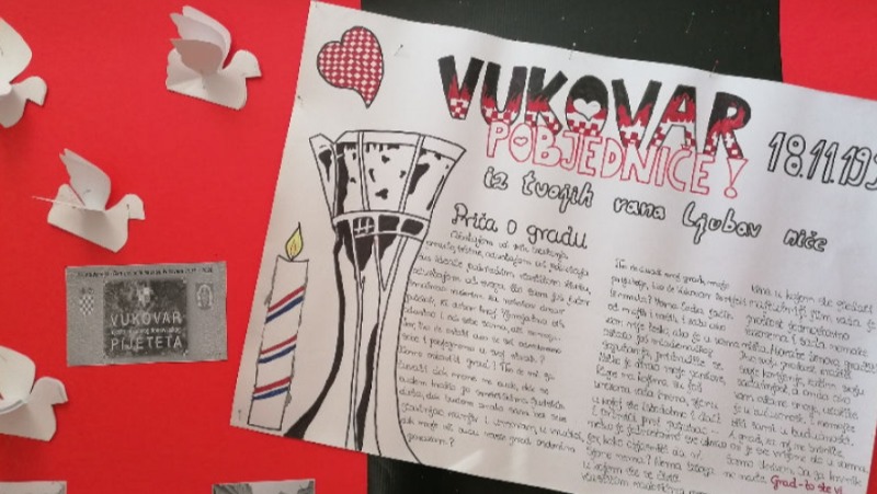 VUKOVARU, pobjedniče, iz tvojih rana ljubav niče…