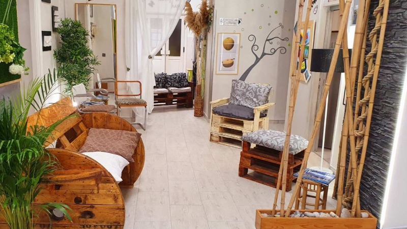 Uređen ulazni hol i prizemlje Doma